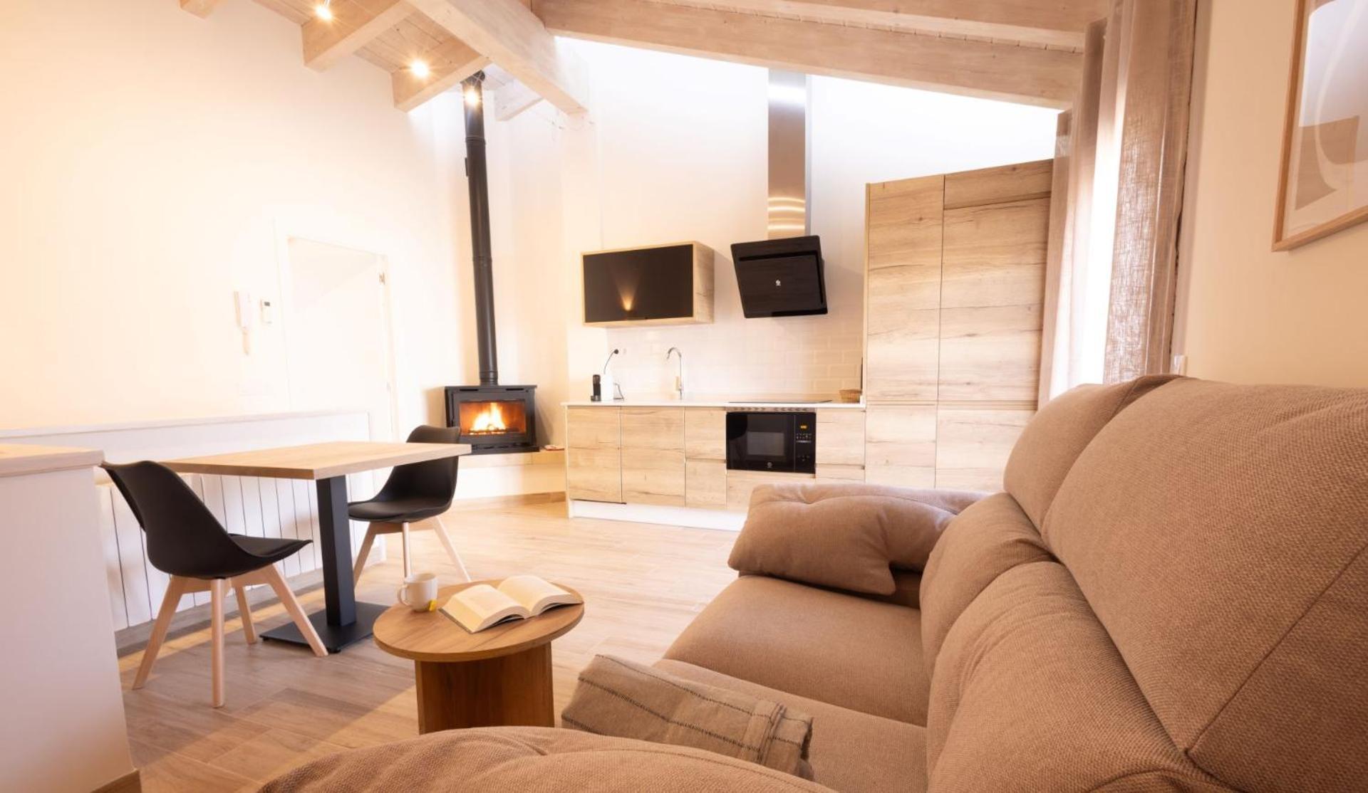 El Sueno Del Buho 6. Atico Con Chimena Apartment *